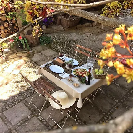 Country house La Casa De Moyas